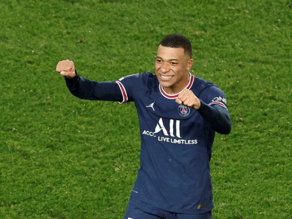 Mbappe được thưởng 100 triệu euro ký gia hạn PSG