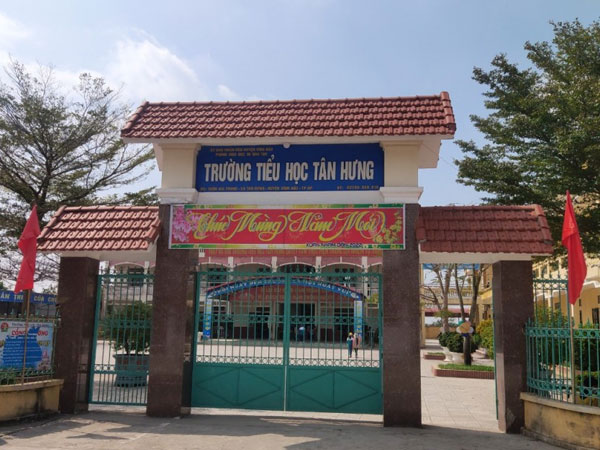 Hải Phòng: Cô giáo chủ nhiệm quan hệ bất chính với phụ huynh và đã sinh một con gái