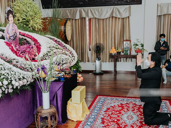 Kim Tử Long bồi hồi khi nhắc về NSƯT Ngọc Đáng: Là người khiêm tốn, rất tôn trọng đàn em trên sân khấu