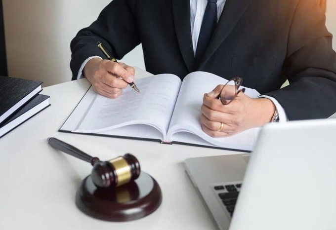 Người vợ kết hôn được 5 ngày liền bỏ vào chùa làm ni cô, cái kết 10 năm sau 'sặc mùi drama'