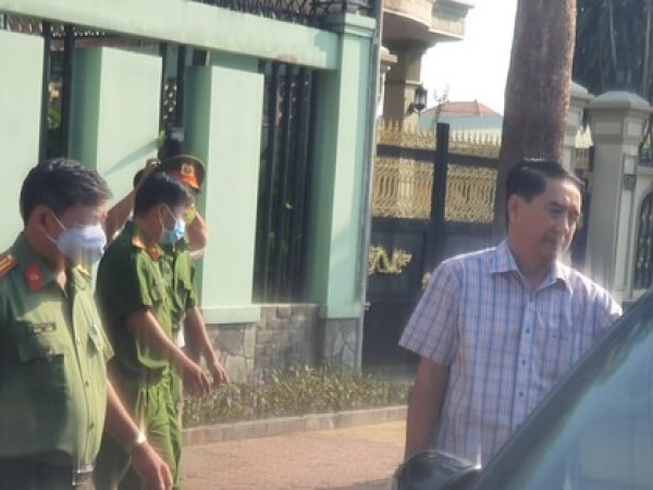 Bắt giữ, khám xét nhà cựu Phó chủ tịch UBND TP Biên Hòa