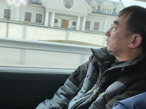 Người Việt tại Ukraine chạy nạn: Xác định mất trắng để giữ mạng sống