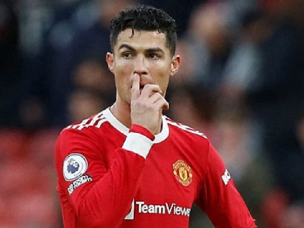 Ronaldo bất ngờ vắng mặt trước trận Man City vs MU