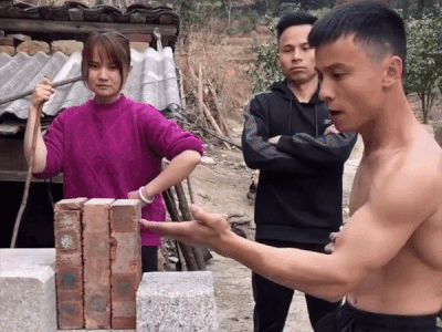Võ sư Trung Quốc bị chê tấu hài khi thi triển 'cú đấm 1 inch' của huyền thoại Lý Tiểu Long