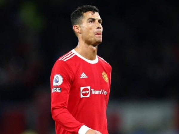 Báo Italia: ‘Ronaldo đối xử với MU như những gì từng làm với Juventus’