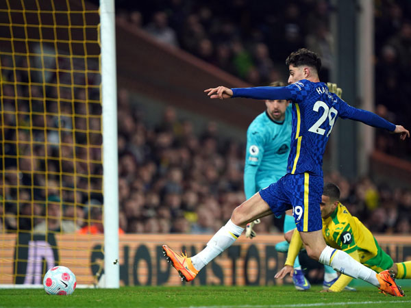 Chelsea vượt sóng gió hậu trường để mang về chiến thắng