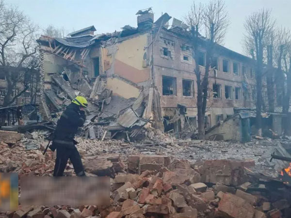 Còi báo động rền vang Kiev, Nga mất 'quy chế tối huệ quốc'