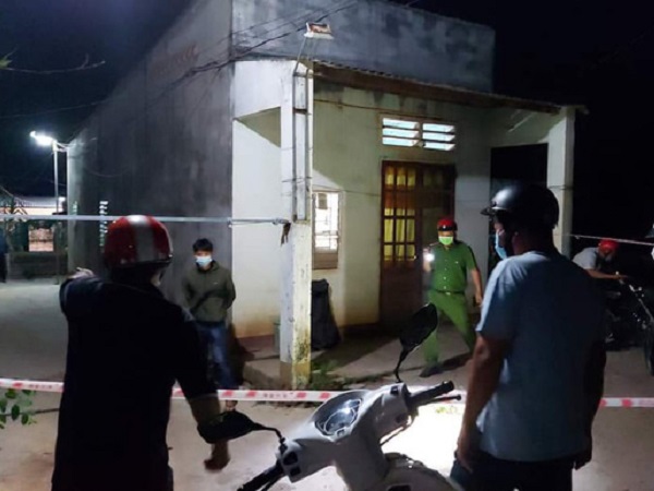 Ăn nhậu ồn ào bị nhắc nhở, đâm chết con chủ nhà trọ