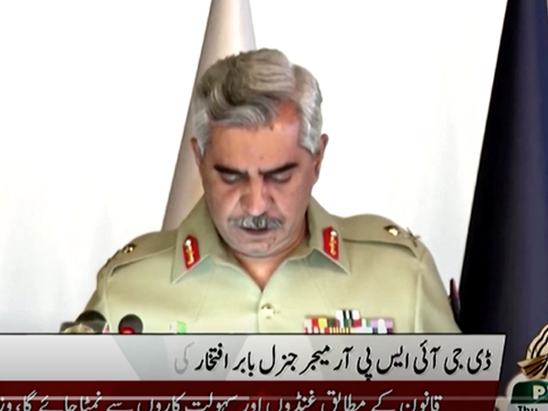 Ấn Độ nói gì khi tên lửa 'bay lạc' vào Pakistan?