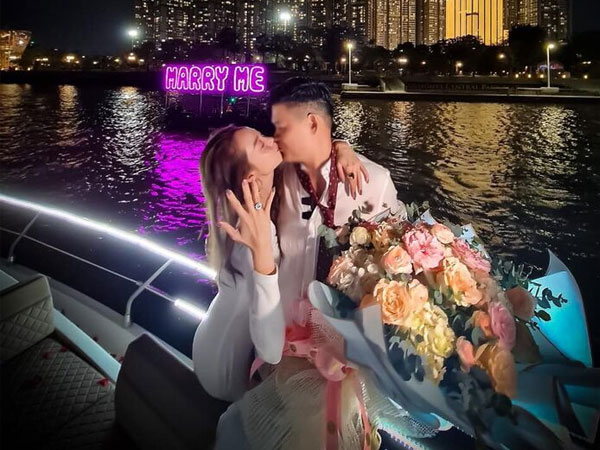 Hot! Minh Hằng được bạn trai đại gia cầu hôn đúng Valentine trắng: Tháng 6 sẽ tổ chức đám cưới