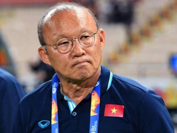 NÓNG: Tuyển Việt Nam mất thêm trụ cột, HLV Park lại xáo trộn kế hoạch đá vòng loại World Cup