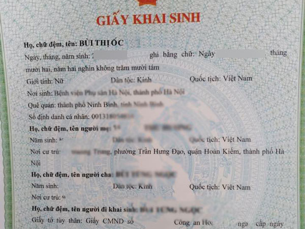 Đi khai sinh cho con còn tranh thủ làm cuốc rượu, chồng khiến vợ tức bốc khói và cái kết khiến dân tình cười ra nước mắt