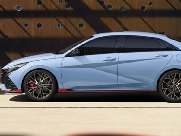 Hyundai Elantra N 2022 là mẫu sedan thể thao có mức giá hợp lý nhất?