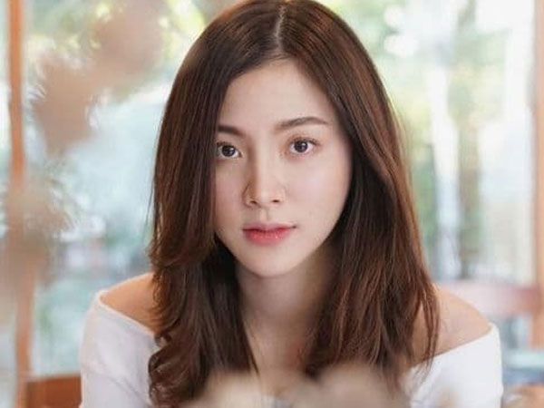 Làm việc cả tháng nay vẫn chưa biết mặt sếp, đến khi nhìn thấy rồi thì tôi lại sợ hãi đánh rơi cả tập tài liệu trên tay