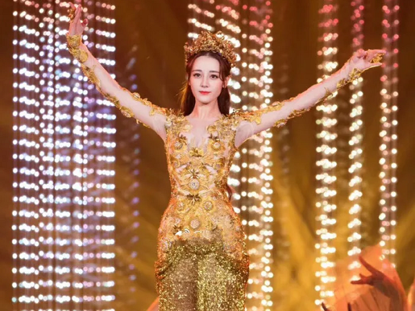 Cuộc chiến Nữ thần Kim Ưng 2022 của dàn mỹ nhân Hoa Ngữ: Dương Tử - Na Trát đấu nhau cực gắt?