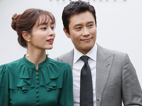 8 năm sau bê bối ngoại tình chấn động, bà xã tài tử Lee Byung Hun công khai nói về chồng với thái độ bất ngờ