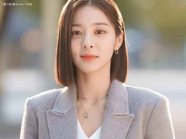Dàn nữ phụ hot nhất phim Hàn đầu năm 2022: Seol In Ah trong Hẹn Hò Chốn Công Sở liệu đã đỉnh nhất?