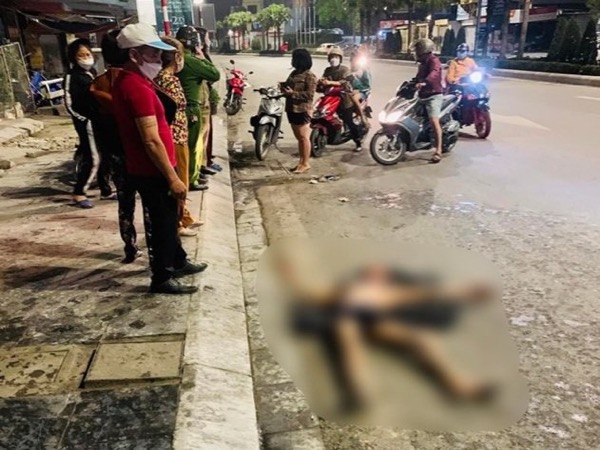 Hung thủ tạt axit khiến 7 người bỏng nặng bất ngờ suy tim, hôn mê