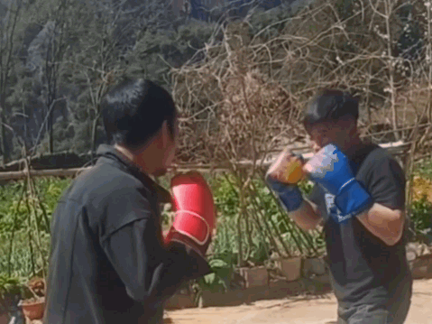 Clip: Hống hách đến nhà cao thủ thách đấu, thanh niên nhận cái kết nhớ đời