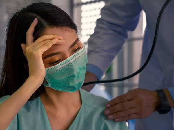 Lý do nhiều người có triệu chứng buồn nôn, nôn ói sau khi khỏi Covid-19