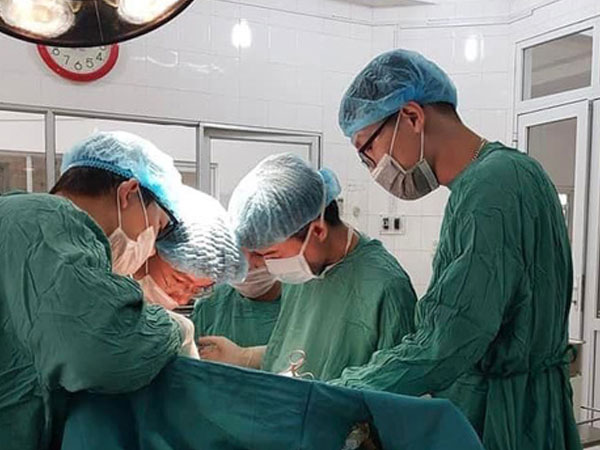 Phẫu thuật, tạo hình thành công 'của quý' cho người đàn ông bị vợ cắt