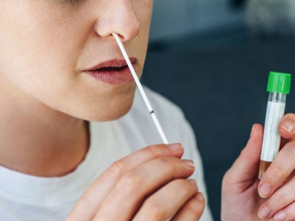 Nguyên nhân test nhanh Covid-19 dương tính, PCR lại âm tính