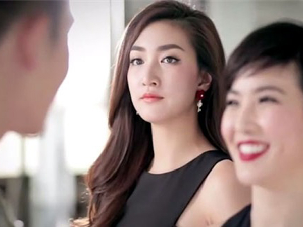 Phát hiện chồng gửi cho người yêu cũ 600 triệu, vợ chất vấn và sợ run người khi nghe đáp án từ chính miệng mẹ chồng mình