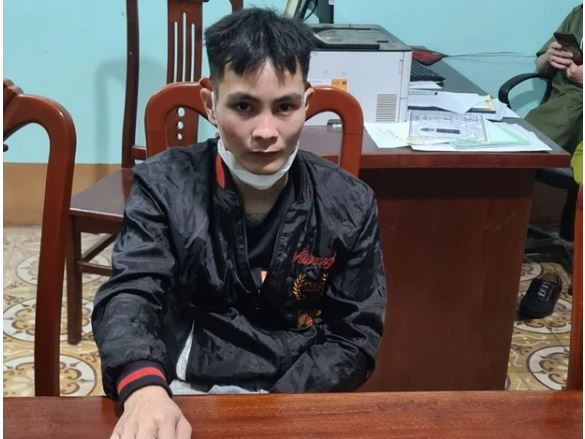 Thanh niên đã có vợ con dùng mã tấu chém bố bạn gái 'nhí' nhập viện vì bị cấm yêu đương