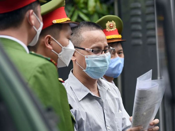 Tuyên truyền chống phá Nhà nước, Dũng Vova lĩnh án tù