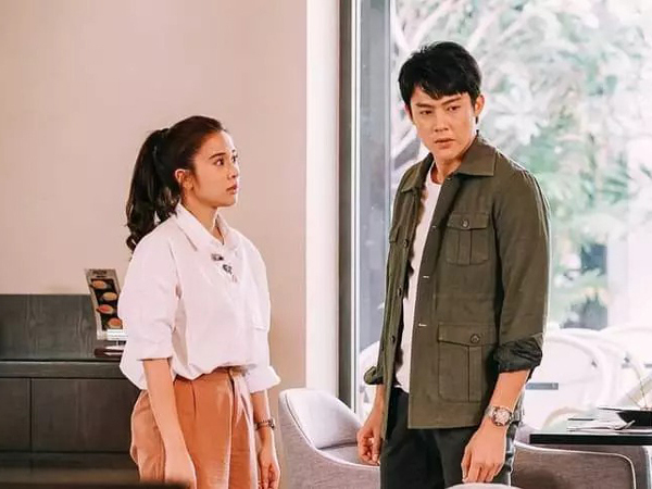 Chồng đi xem bói về kể lấy vợ 2 mới thành đại gia nghìn tỷ được, vợ đăng đàn khóc lóc thì bị dân tình mắng cho 'sáng mắt ra' thế này