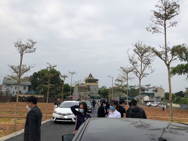 Đất đai quay cuồng sóng lớn, Hà Nội chỉ đạo ‘nóng’ dừng phân lô, tách thửa