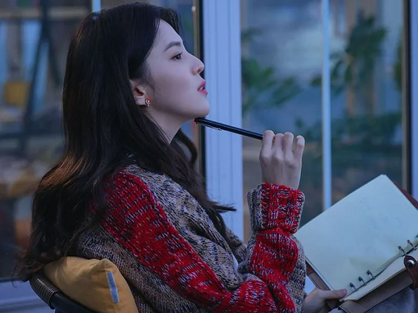 Han So Hee gây ngỡ ngàng với visual bùng nổ trong phim mới
