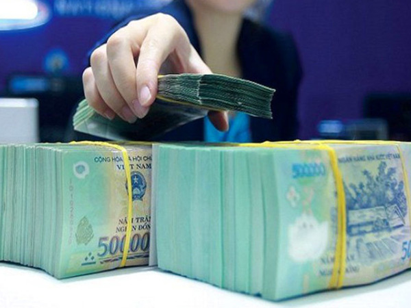 Tung chiêu bán giấy thu tiền, mánh lách luật dẫn tay mơ vào sòng