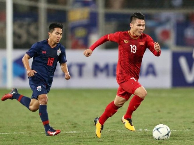 'Chanathip khác biệt, Quang Hải đi châu Âu sao đá nổi'