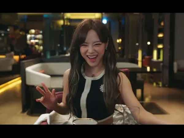 Cùng diễn lố, Kim Se Jeong của Hẹn Hò Chốn Công Sở 'lên như diều gặp gió', người lại bị chê tả tơi