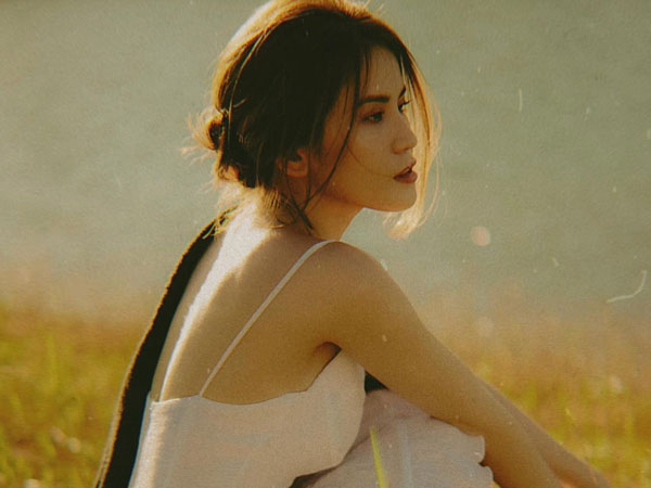 Hậu chia tay Anh Đức, bạn gái cũ tiết lộ từng tự tử vì áp lực chuyện tình cảm và bị người ta lừa