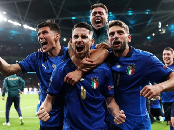 Cực nóng thông tin Italia thua trận tranh vé vớt vẫn được đặc cách vào thẳng World Cup 2022