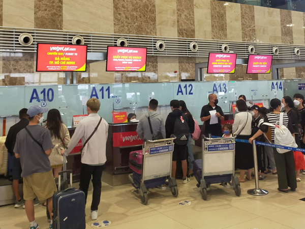 Vietjet báo lãi 100 tỉ đồng năm 2021
