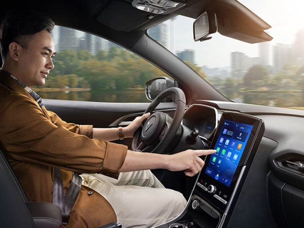 Muốn lái xe ôtô điện an toàn, bạn cần nắm rõ những nguyên tắc này