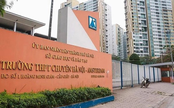 Vụ nam sinh 16 tuổi rơi từ tầng cao chung cư: Nhà trường nói gì?