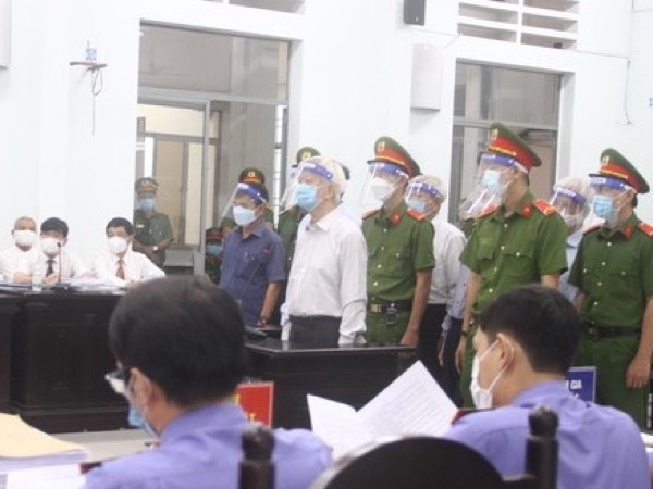 Xét xử 2 cựu Chủ tịch Khánh Hoà: Cựu Giám đốc Sở TN&MT xin xét xử vắng mặt