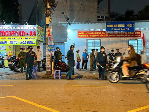 Vụ dân quân tự vệ bị đâm chết khi điều tiết giao thông: 'Còn 1 tháng nữa anh ra quân... vậy mà'