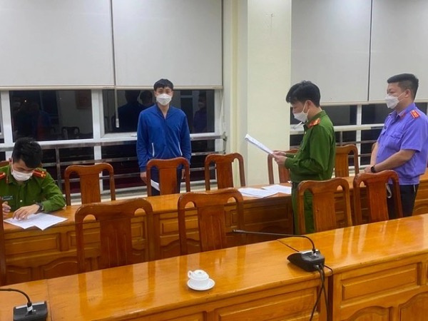 Bắt đội trưởng trạm thu phí thuộc cao tốc Nội Bài - Lào Cai