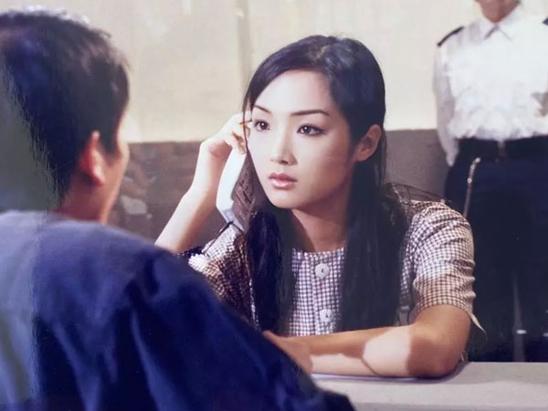 Để mặt mộc đóng vai phạm nhân, Hoa hậu Giáng My vẫn ăn đứt sao Hong Kong