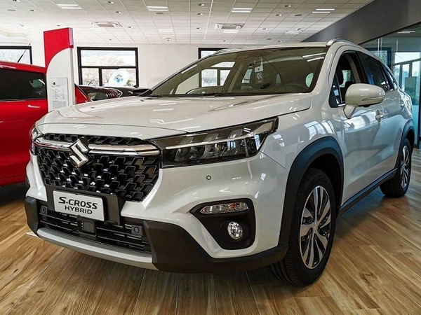 Suzuki SX4 S-Cross chỉ 308 triệu đồng, ra mắt 'sát nách' Việt Nam