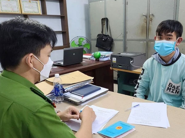 Thanh niên bán xe SH lấy gần 100 triệu đồng tiêu xài rồi báo công an bị cướp