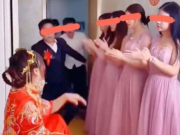 Vào phòng đón tân nương, chú rể 'chết sững' khi nhận ra danh tính dàn phù dâu nhưng màn xử lý tinh tế lại lấy điểm tuyệt đối
