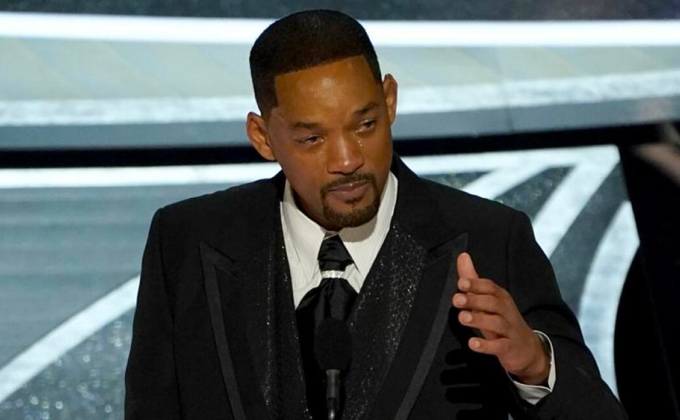 Will Smith sụp đổ, lo lắng sự nghiệp lao dốc sau cú tát ở Oscar