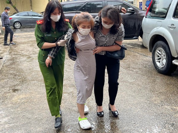 Khởi tố, bắt tạm giam 4 tháng người phụ nữ phóng hoả khiến 6 người thương vong ở Phú Đô