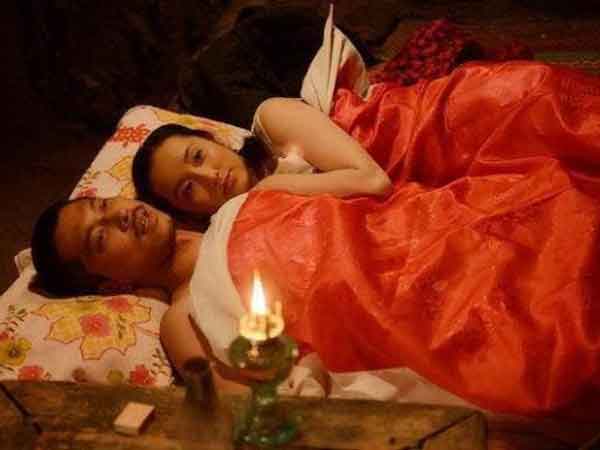 'Cảnh ngủ' trên phim đều được quay như vậy, sau khi xem biểu cảm của các diễn viên, tôi mới biết mình đã bị lừa